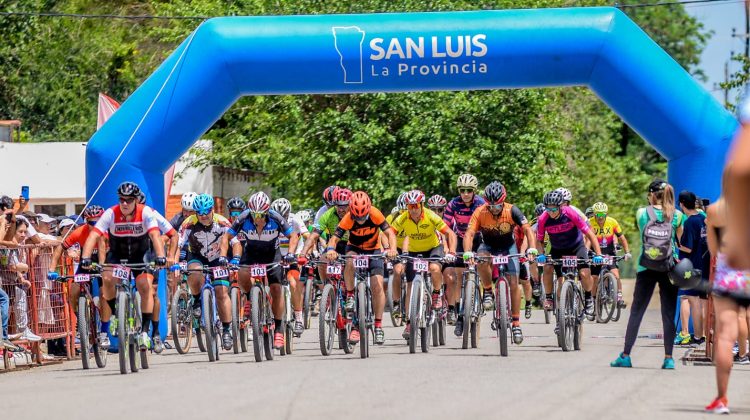 Ciclismo de montaña en Leandro N. Alem: deporte, fiesta y motor económico