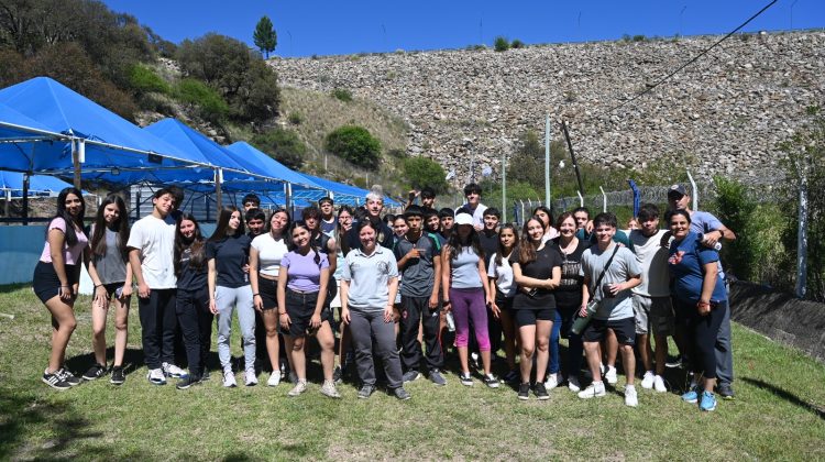 La Estación de Piscicultura de Río Grande recibió a alumnos del Colegio Moyano