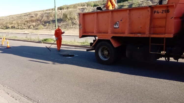 Vialidad Provincial realizó mantenimiento de caminos rurales en Ayacucho, Pringles y Belgrano