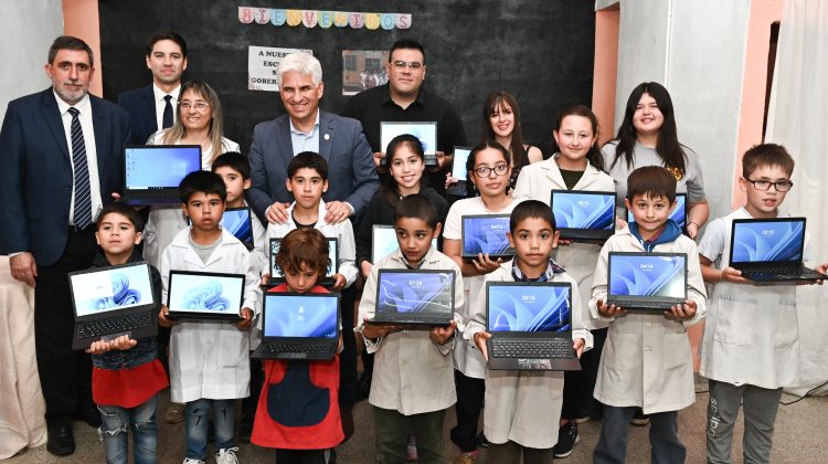 La escuela de Santa Isabel tendrá baños más amplios y la obra se hará con trabajadores locales