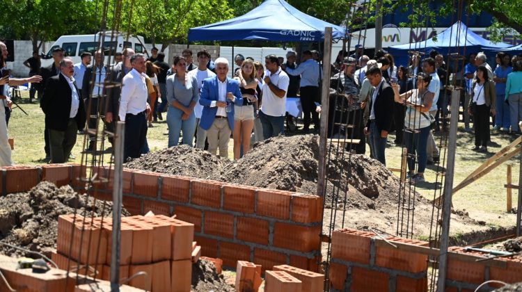 Los futuros propietarios de Concarán hicieron la primera visita de obra a sus viviendas