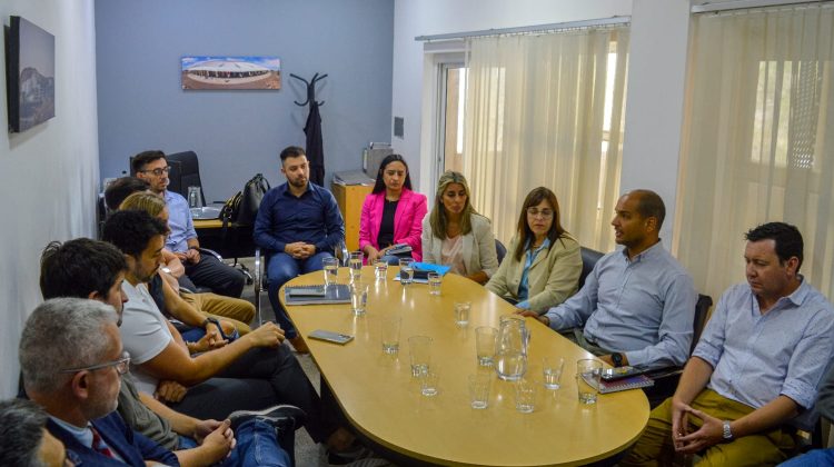 Coordinan medidas para que el sistema de transporte sea más eficiente y accesible