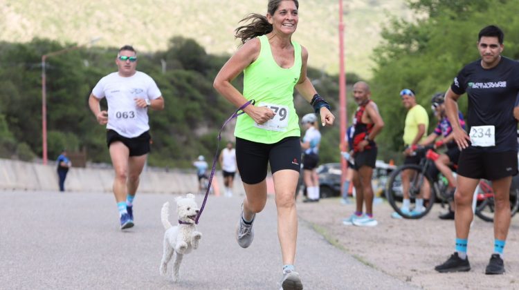 Las Olimpiadas de Empleados Públicos cierran con jornadas de juego de mesa, natación y pádel