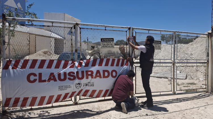 Inspectores ambientales clausuraron temporalmente ‘Yeso San Luis’