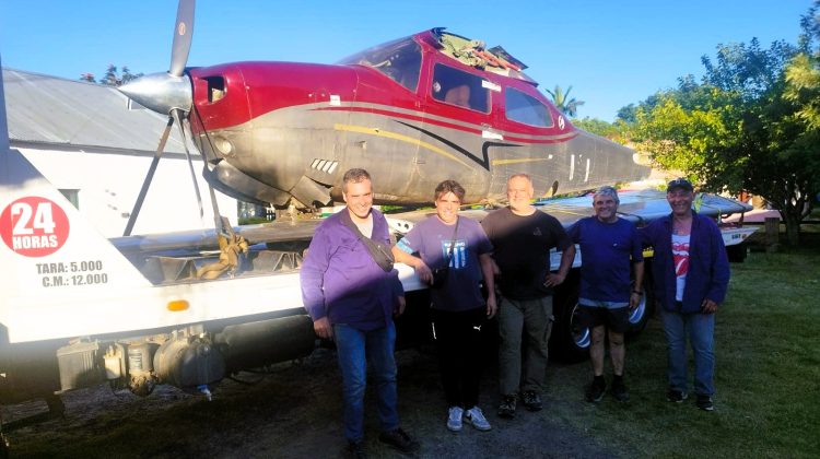 La Escuela Técnica ‘V Brigada Aérea’ recibió una aeronave para realizar prácticas profesionalizantes