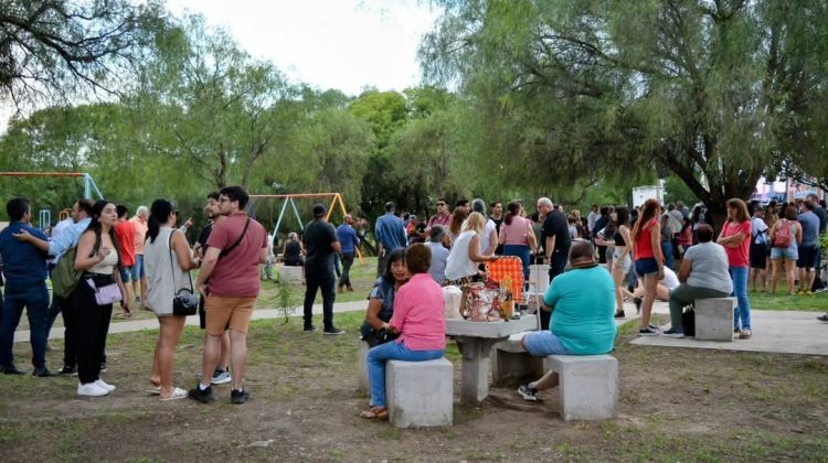 Los merlinos disfrutan los encantos del renovado Parque Recreativo