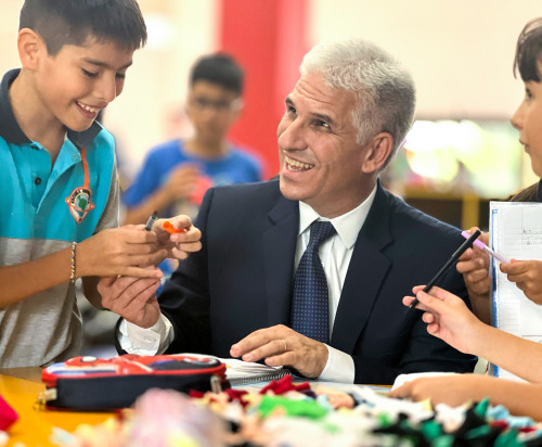 “La riqueza de una sociedad está en la formación de sus recursos humanos”