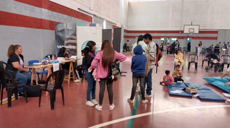 Hubo un Operativo Integral de Salud en el barrio Eva Perón de la capital