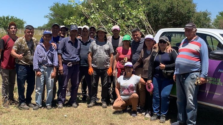 Ambiente forestó el Club de Tiro y Pesca de Fortín El Patria