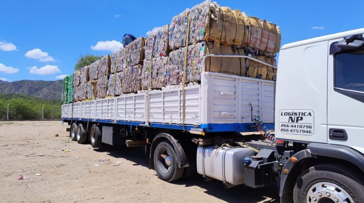 La planta de reciclado ‘La Jarilla’ reinsertó en la industria 13 toneladas de plásticos PET