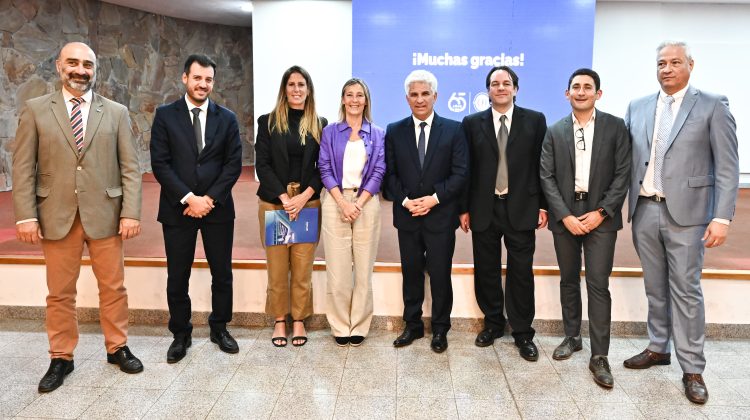 Presentaron el inicio de la formulación de los planes maestros de agua y energía