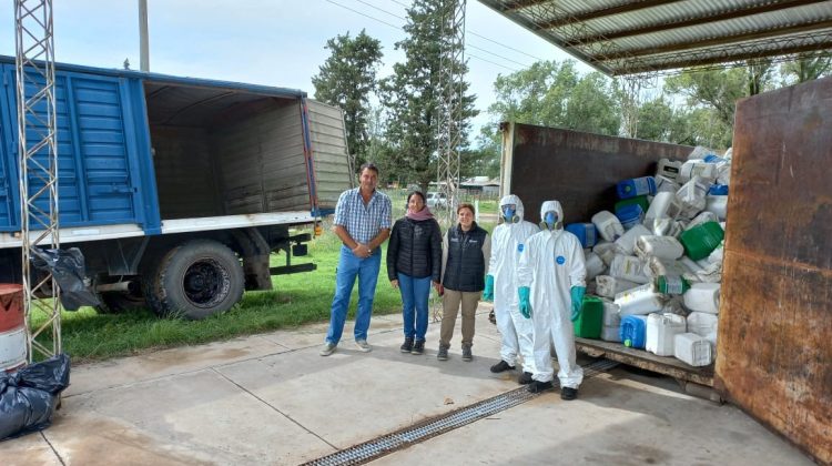 Recuperaron en la Cuenca del Morro mil envases vacíos de fitosanitarios