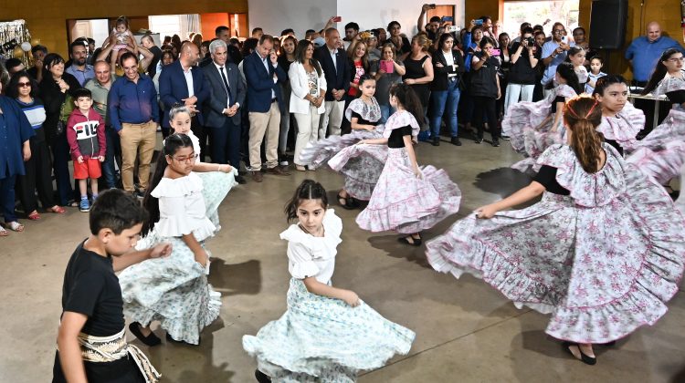 Poggi acompañó las celebraciones por el 9° aniversario del SUM de la Asociación ‘Sembrando Futuro’