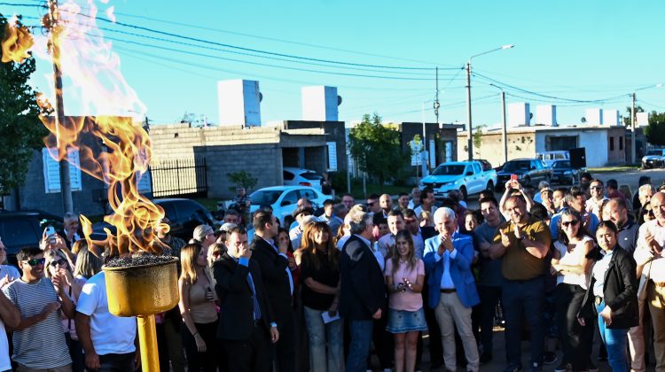 Villa Mercedes celebra la llegada del gas natural al barrio 640 viviendas