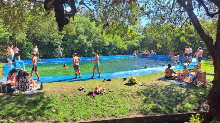 Ponderan al camping El Talar por ser el único con rampa inclusiva en la Costa de los Comechingones