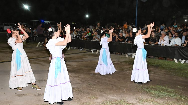 El Gobernador acompañó el 35° Festival de la Alfalfa en Lafinur 