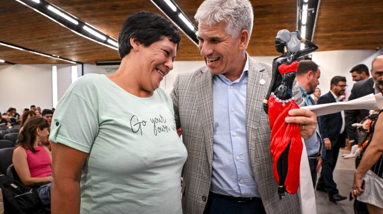 Poggi respaldó a los emprendedores que están próximos a presentar sus proyectos productivos