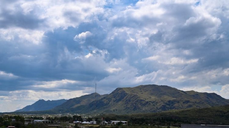 Alertan sobre posibles tormentas en diversos puntos de la provincia