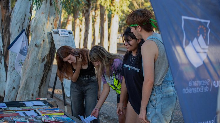 La ULP llevó su propuesta de lectura a la comunidad