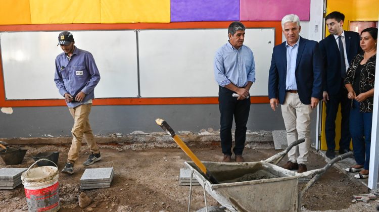 El Centro Educativo N°17 de Santa Rosa está renovando su edificio para el comienzo de clases