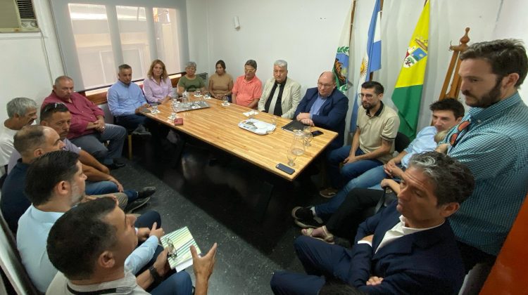 Unifican esfuerzos para que la comunidad se sume a la iniciativa de Familia Solidaria