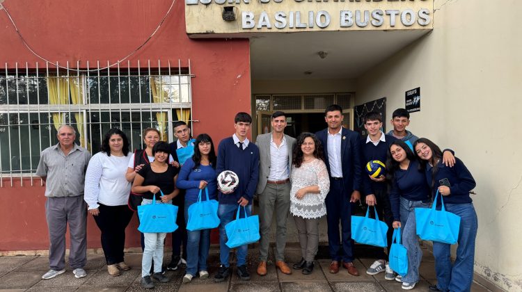 La Escuela Nº242 ‘Pablo Pizzurno’ les dio la bienvenida a sus estudiantes