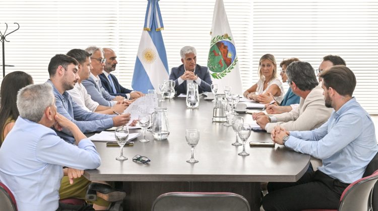 San Luis avanza en la formulación de planes maestros de agua y energía