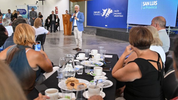 “Hay muchos adultos mayores que están solos, les pido que los busquemos e integremos a los centros”