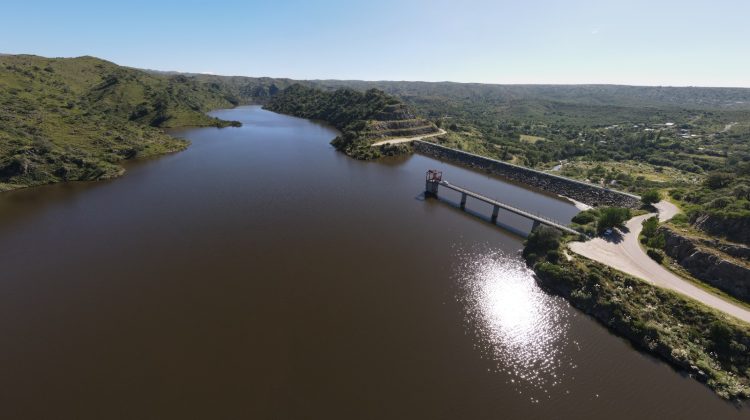 Las lluvias aportaron grandes volúmenes de agua a los embalses provinciales