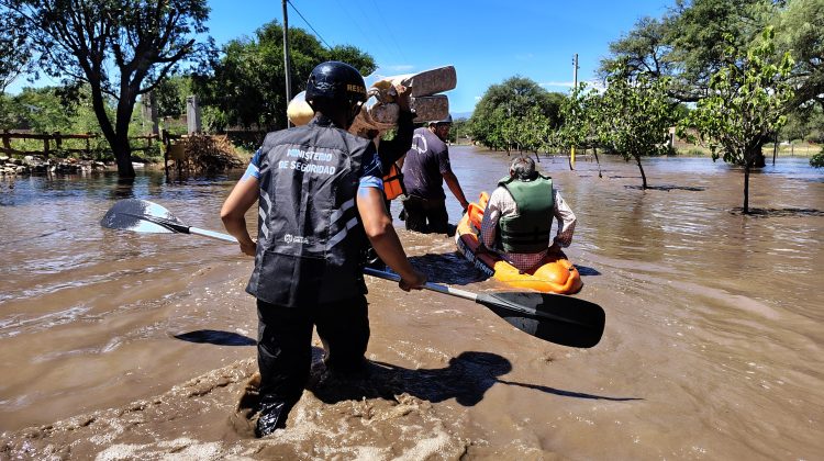 El río volvió a su cauce y Lafinur comienza a recuperarse tras las intensas lluvias