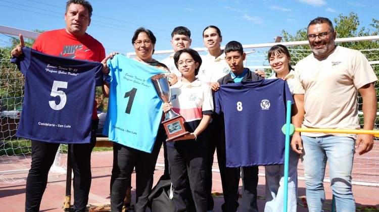 Las instituciones ganadoras de los Intercolegiales 2024 recibieron sus premios