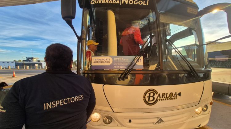 Comenzó el operativo de Transporte para peregrinos a la Villa de la Quebrada y Renca