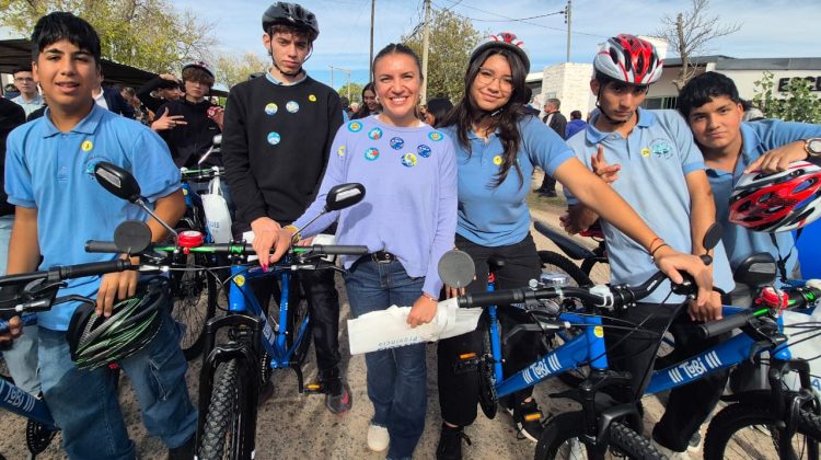 “No cualquiera puede comprarse una bicicleta nueva, es un orgullo poder tenerla”