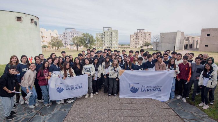 Estudiantes de la secundaria ‘Martin Luther King’ recorrieron la Universidad de La Punta