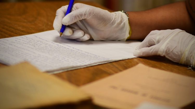 Se exhibe una muestra de Actas Capitulares originales de la Revolución de Mayo