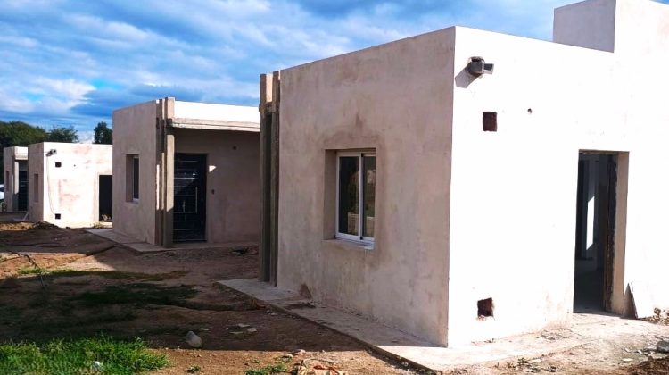 La política habitacional progresa en Villa del Carmen y Villa de la Quebrada