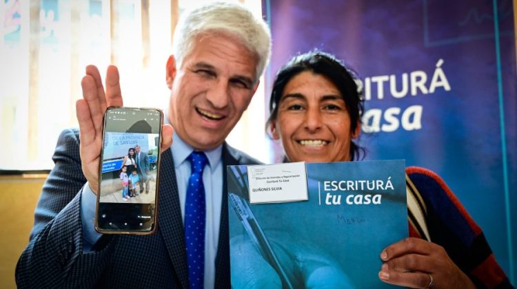 En lo que va del año, el Gobierno otorgó más de 3.300 escrituras en toda la provincia