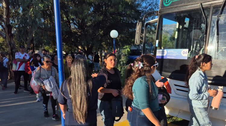 Se desarrolló la cuarta jornada del operativo de transporte en Villa de la Quebrada y Renca