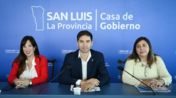 Alfabetización: Araujo destacó el esfuerzo conjunto entre el Gobierno, los docentes y directivos