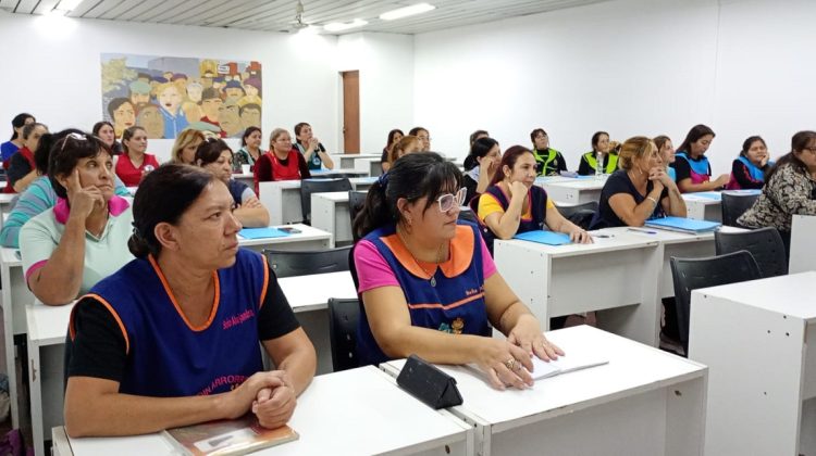 Capacitan en nutrición al personal de cocina de los Centros de Desarrollo Infantil