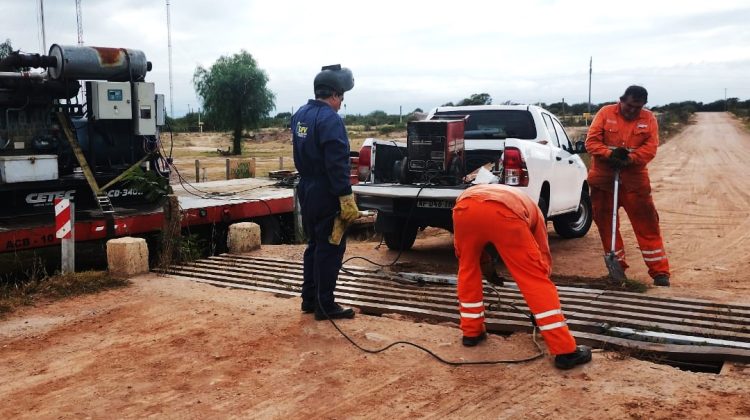 Vialidad Provincial reparó caminos y guardaganados en Belgrano