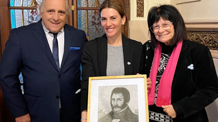 La Junta de Historia de la provincia donó un retrato de José Santos Ortiz a la Casa de San Luis