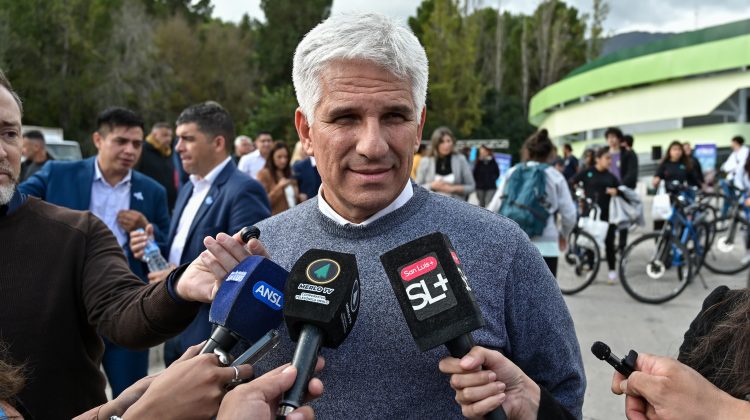 “Le planteé a Caputo la reactivación de obras hídricas que quedaron paralizadas antes de mi mandato”