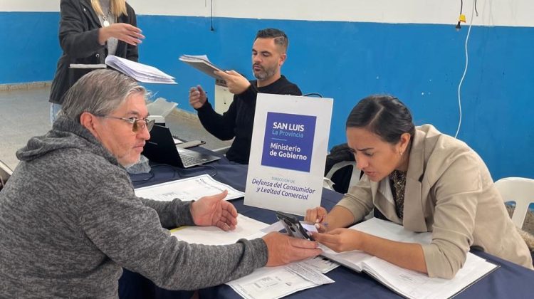 Defensa del Consumidor realizó doble jornada en el CAV Pueblo Nuevo