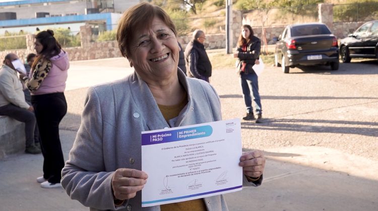 ‘Dulces La Blanca’ se asegurará insumos todo el año con un crédito del Gobierno