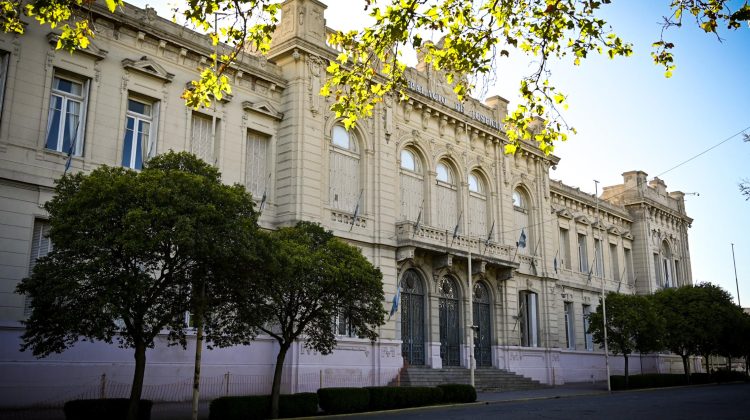El Gobernador aceptó la renuncia de la ministra del Superior Tribunal de Justicia, Cecilia Chada