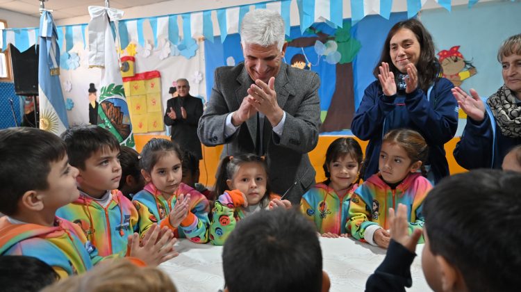 El Gobernador llamó a licitación para que el jardín de la escuela N°175 tenga sala de 3 años