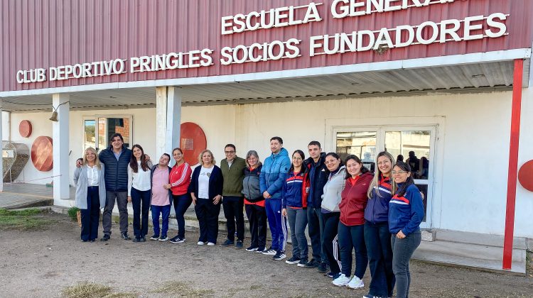 Alumnos de la localidad de La Toma recibieron la charla ‘Un vistazo a la discapacidad’