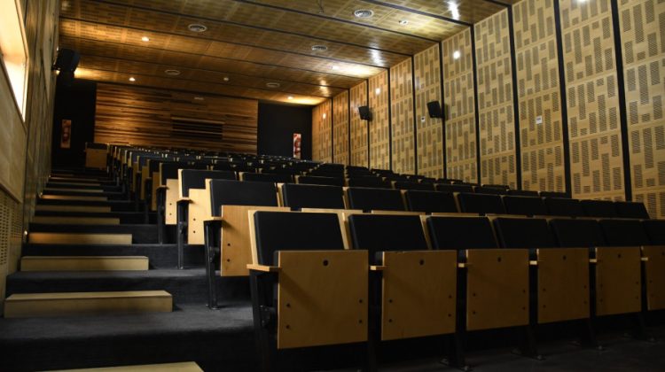 Proyectarán la película ‘Amigas con solera’ en la Casa del Poeta