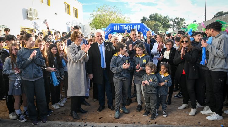 Los estudiantes del Instituto Suyai ya disfrutan de un nuevo playón y las bicicletas TuBi